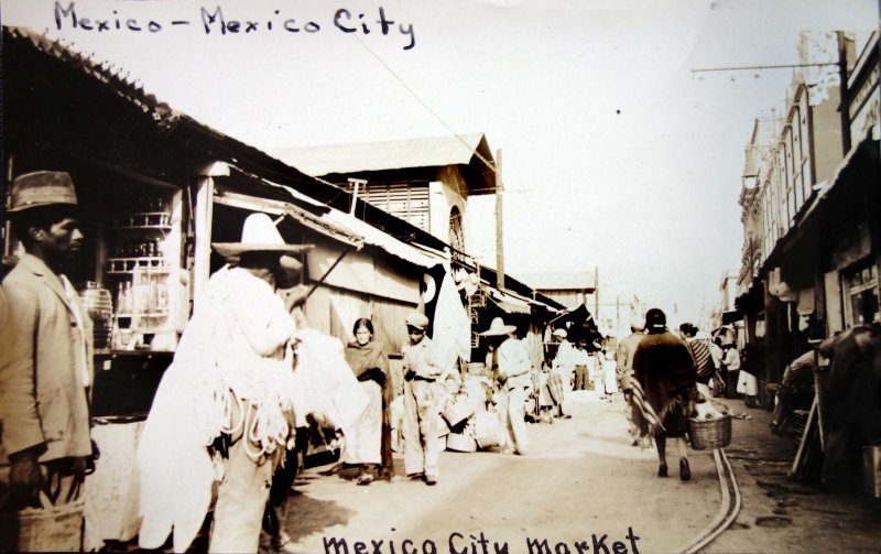 Tipos mexicanos mercado tipico Ciudad de México ( 1932 ).