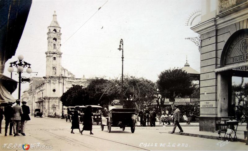 Calle Lerdo.