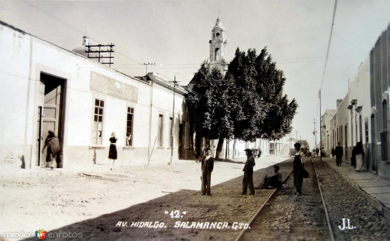 Avenida Hidalgo ( Circulada el 29 de Noviembre de 1936 ).