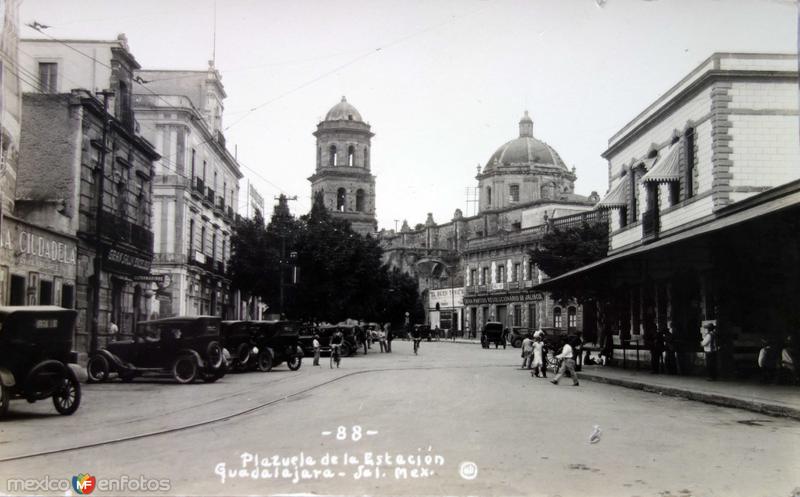 Plazuela de La Estacion Guadalajara, Jalisco.