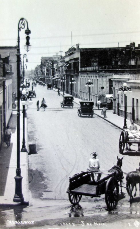 Calle 5 de Mayo.