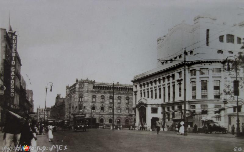 Avenida Hidaldgo ( Circulada el 1 de Diciembre de 1937 ).