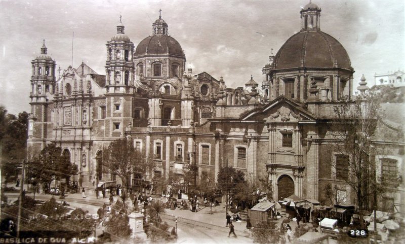 La Basilica de Guadalupe.