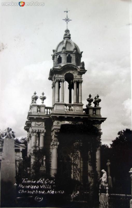 La tumba del General Francisco Villa.