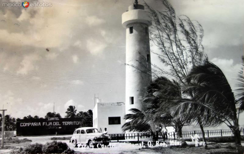 Faro y cuartel.