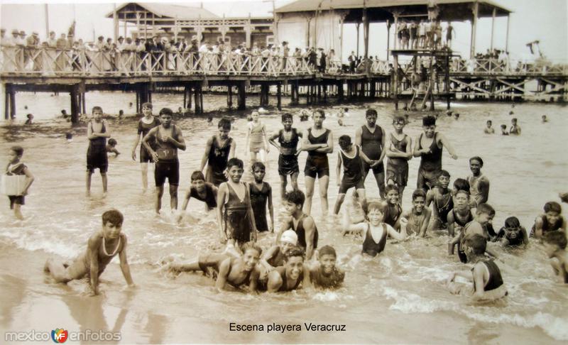 Escena playera de Veracruz ( Circulada el 5 de Febrero de 1928 ).