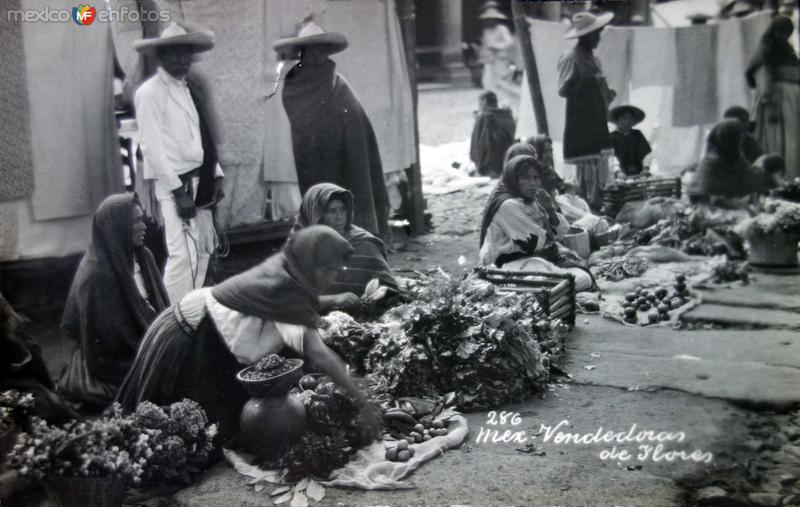 Tipos Mexicanos Vendedoras deflores.