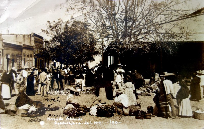 Tipos Mexicanos Vendedores de el mercado ALCALDE ( Circulada el 26 de Septiembre de 1928 ).