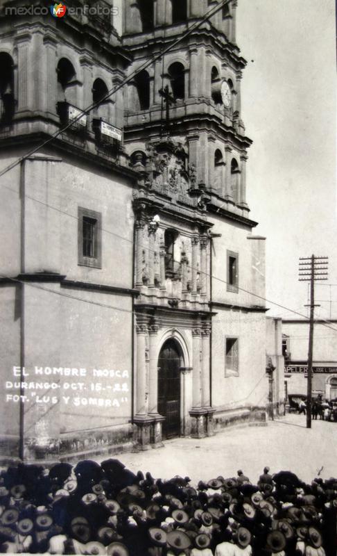 El hombre mosca ( Fechada el 15 de Octubre de 1922 ).