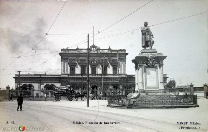 Plazuela de Buenavista por el fotografo Felix Miret.