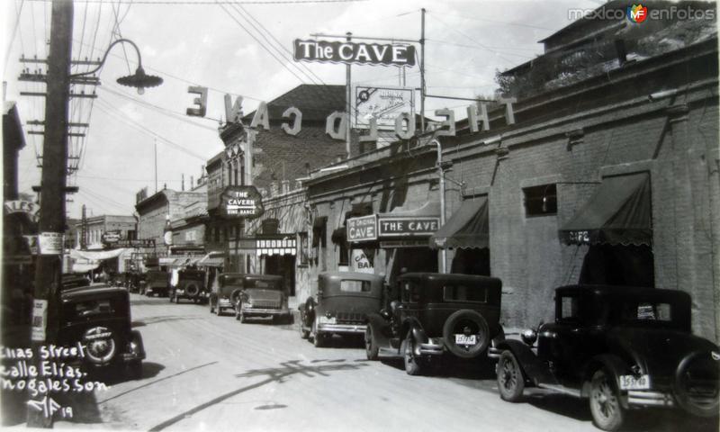 Calle Elias.