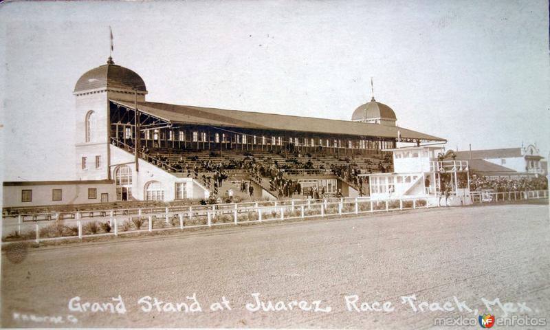 El Hipodromo por el fotografo Walter H. Horne.