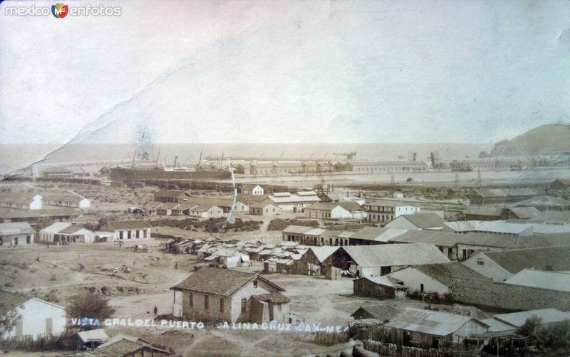 Vista general del puerto ( Circulada el 31 de Abril de 1919 ).