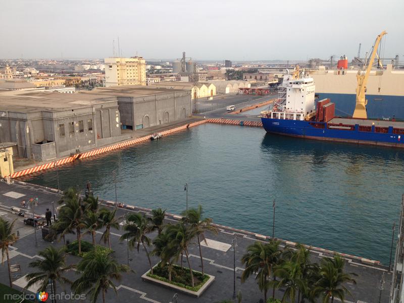 Muelles del Puerto de Veracruz. Junio/2018