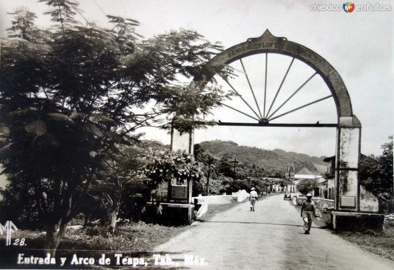 Entrada y Arco.