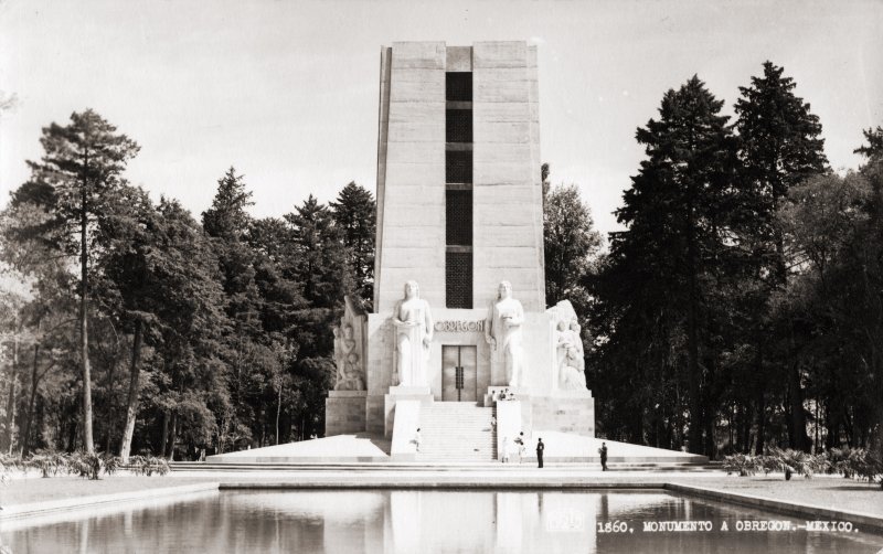 Monumento a Álvaro Obregón