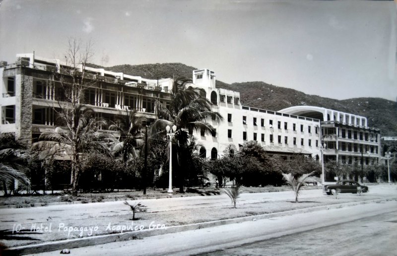 Hotel Papagayo ( Circulada el 10 de Julio de 1954 ).