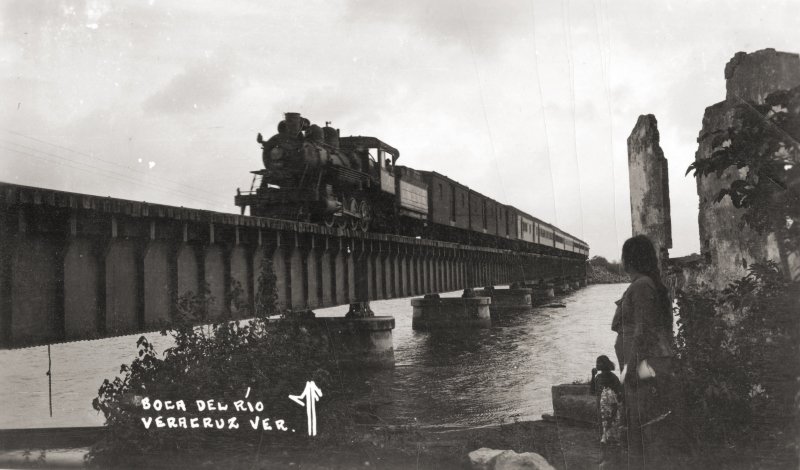 Fotos de Boca del Río, Veracruz, México: Puente y ferrocarril