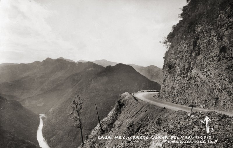 Curvas del Purgatorio, en la carretera México - Laredo