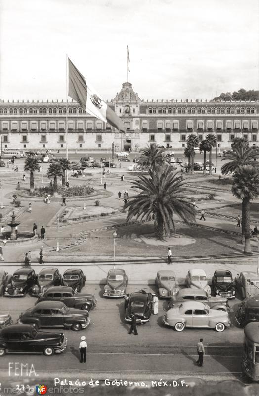 Zócalo y Palacio Nacional