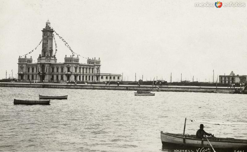 El Faro y Malecón (1914)