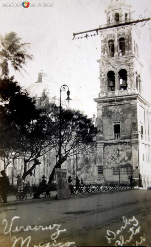 La plaza durante La ocupación estadounidense de Veracruz ( 1914 ).