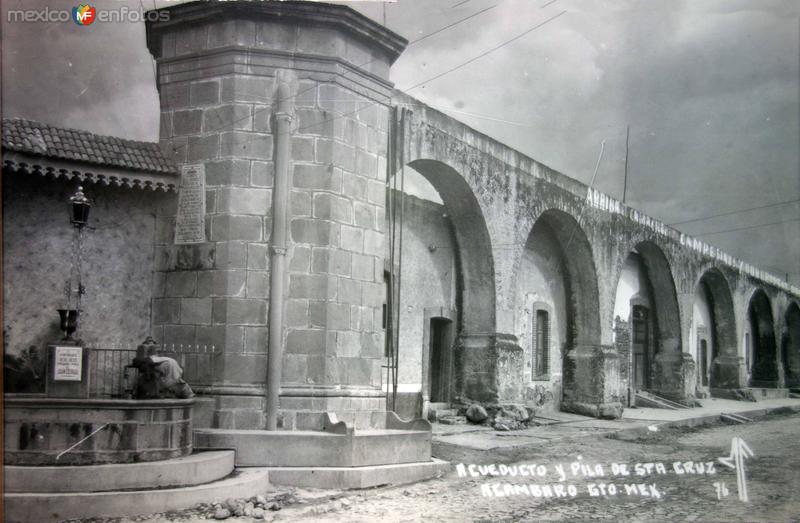 Acueducto y pila de Santa Cruz.