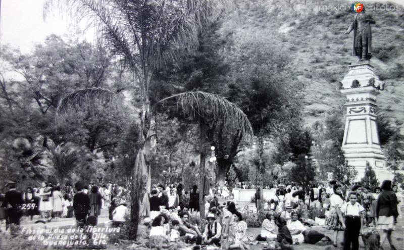 Fiesta de la apertura de la presa de la olla.