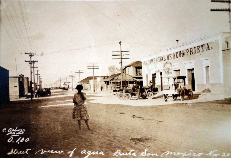 Vista a la calle ( Circulada el 3 de Julio de 1927 ).