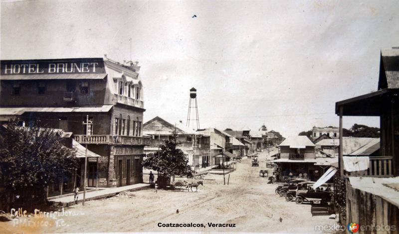 Calle Corregidora Puerto Mexico Coatzacoalcos, Veracruz.