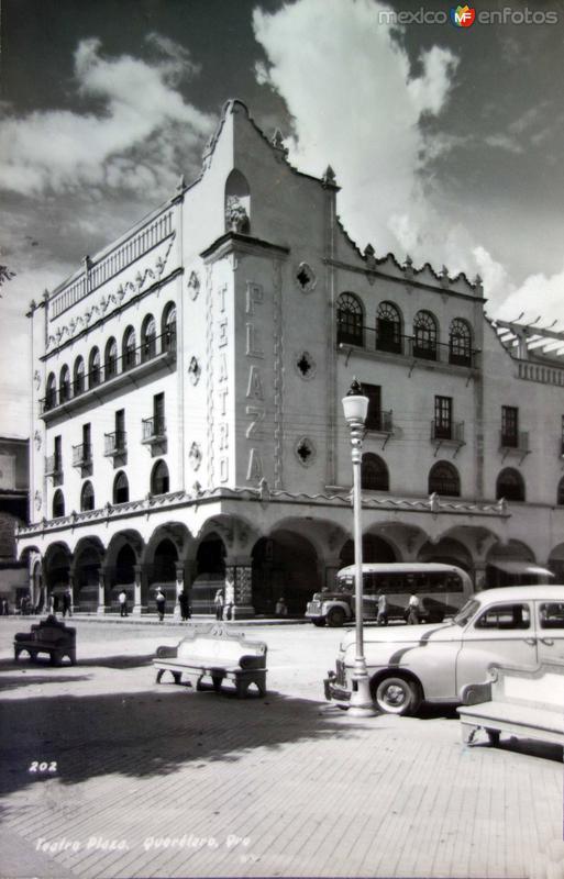 Teatro Plaza. ( Circulada el 12 de Julio de 1949 ).