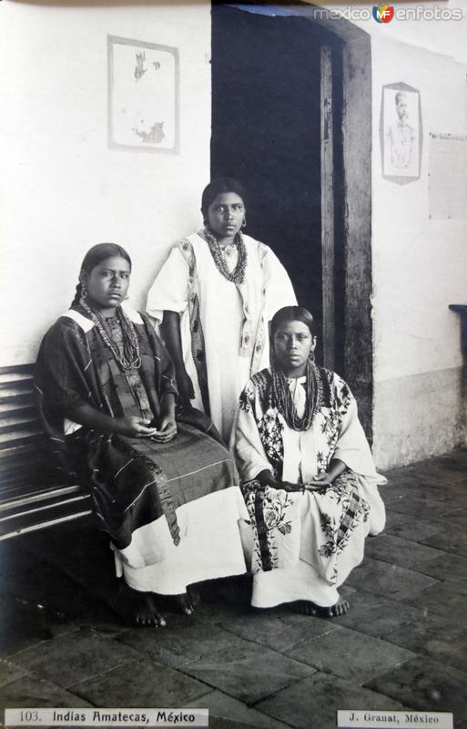 Tipos Mexicanos Indias Amatecas por Fotógrafo Jacobo Granat.