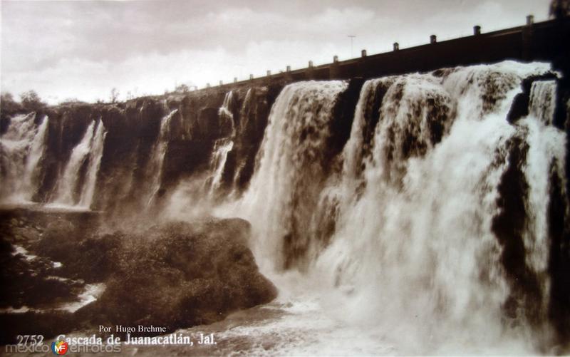 Cascada de Juanacatlan por el Fotógrafo Hugo Brehme.