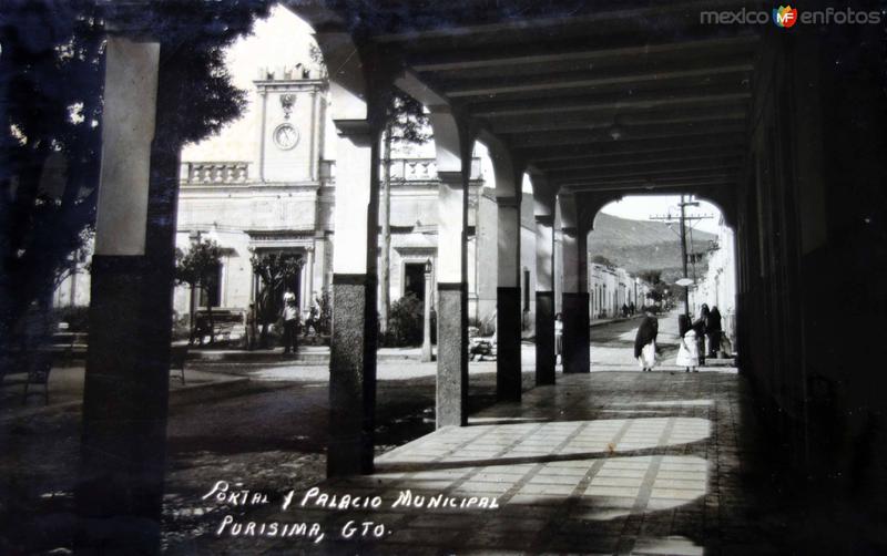 Fotos de Purísima de Bustos, Guanajuato, México: Palacio Municipal y Portal.