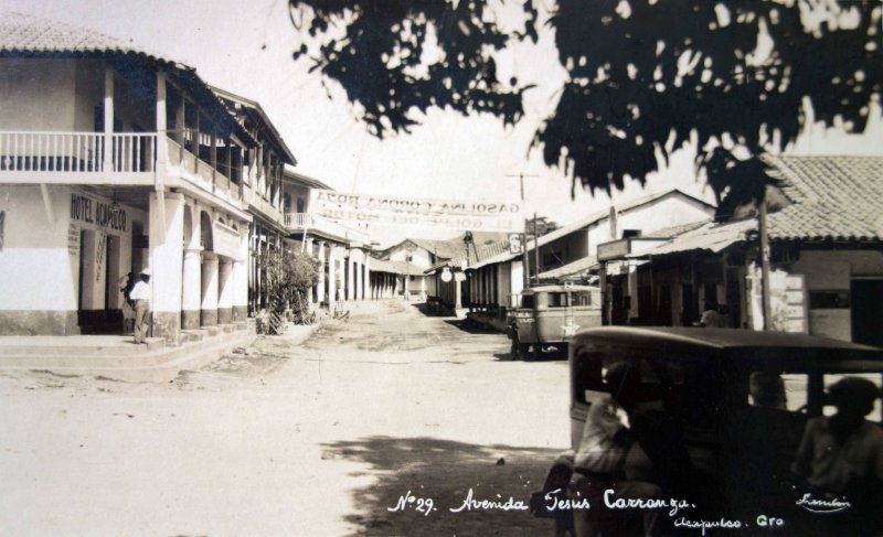 Avenida Jesus Carranza.( Circulada el 2 de Abril de 1932 ).