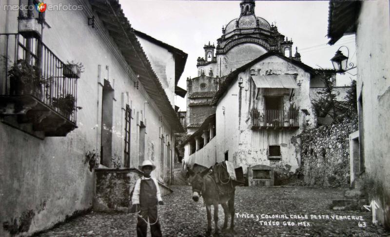 Tipica y colonial calle de La Santa Veracruz.