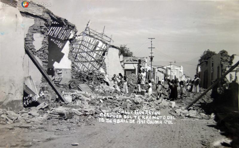 Calle Guerrero despues del Terremoto ( Acaecido el 15 de Abril de 1941 )