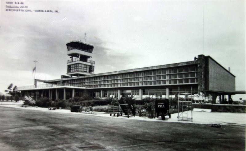 Aeropuerto civil.