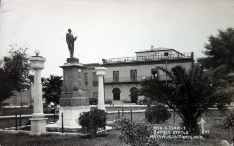 Monumento a Juarez.