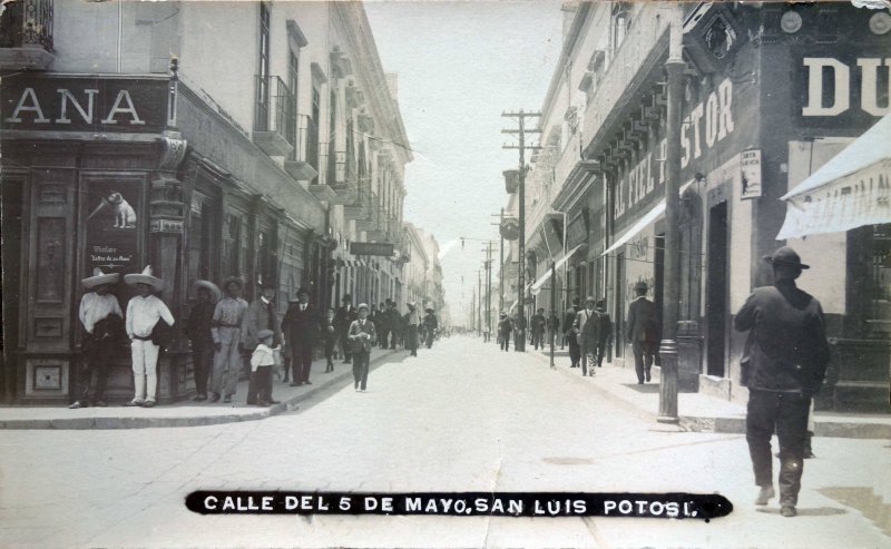 Calle del Cinco de Mayo.