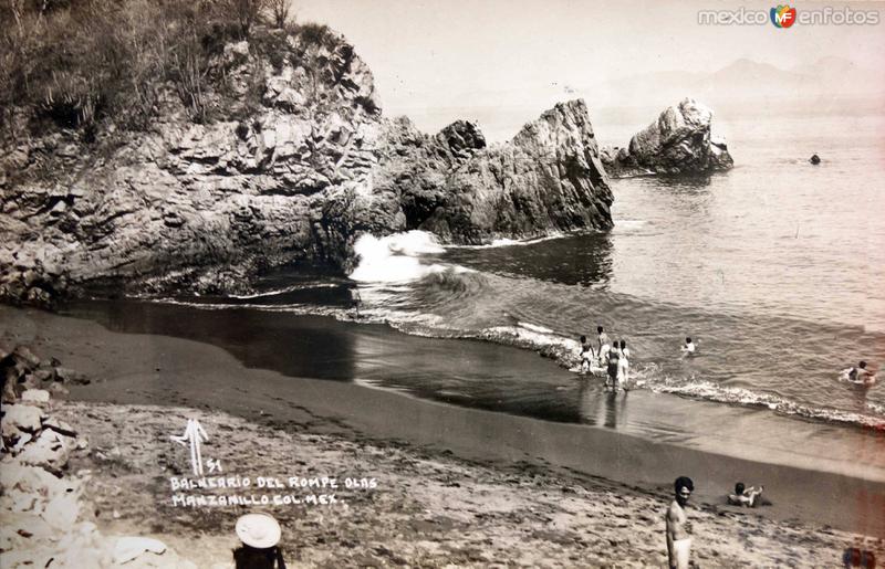 Balneario del rompeolas.