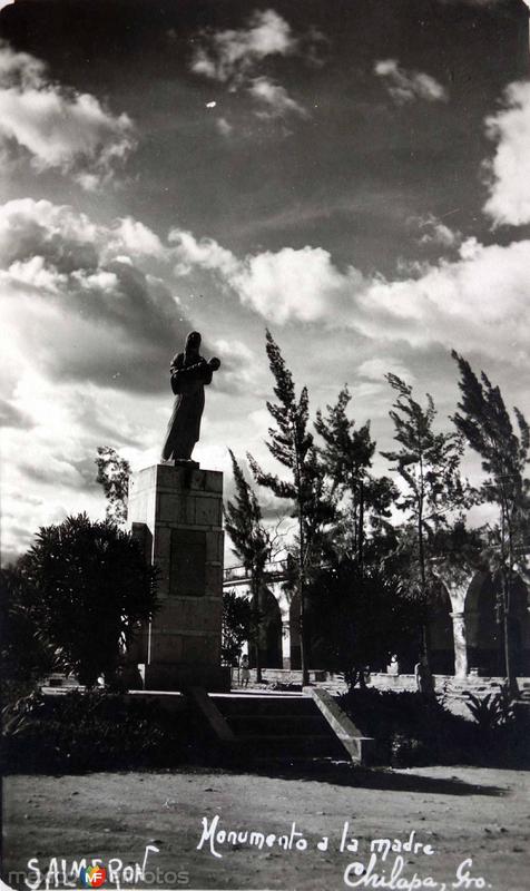 Monumento a La madre,