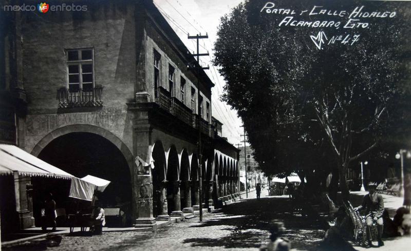 Portal y Calle Hidalgo.