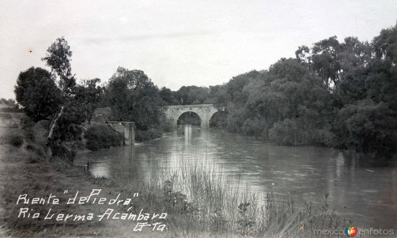 Puerta de Piedra Rio Lerma.