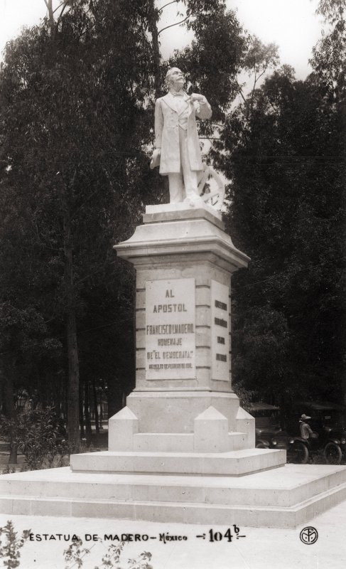 Estatua de Madero