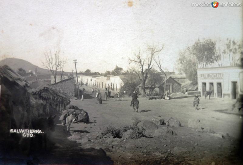 Entrada al Pueblo.