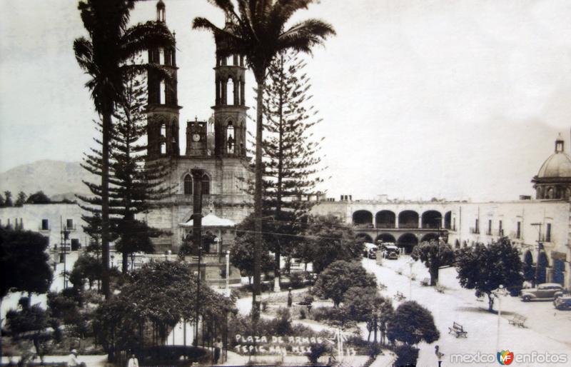 Plaza de Armas Tepic.