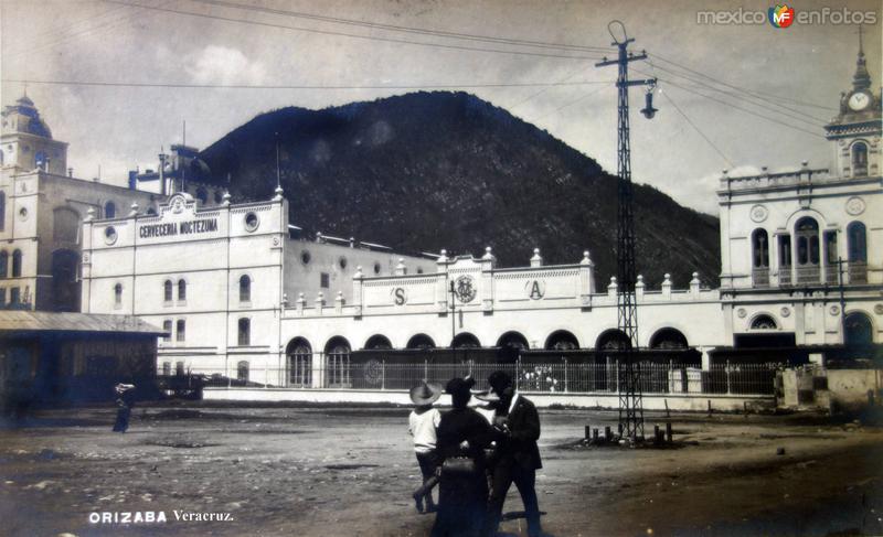 Cerveceria Moctezuma.