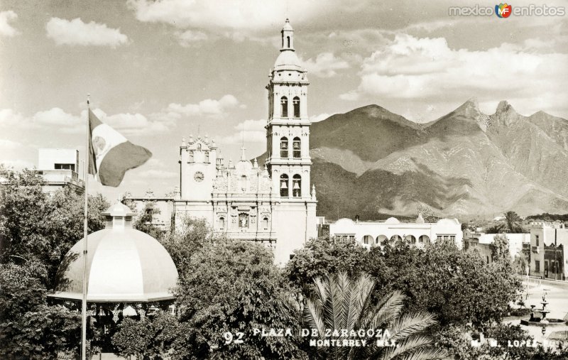 Fotos de Monterrey, Nuevo León, México: Plaza de Zaragoza, Catedral y Cerro de la Silla