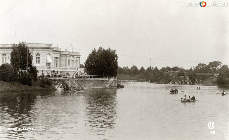 El Club del Automóvil, en Chapultepec